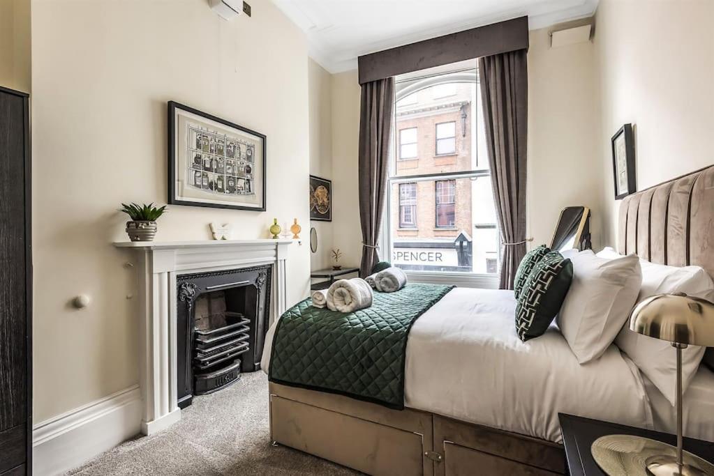 Rowntree One - Stunning Apartment- Grade II Listed York Buitenkant foto