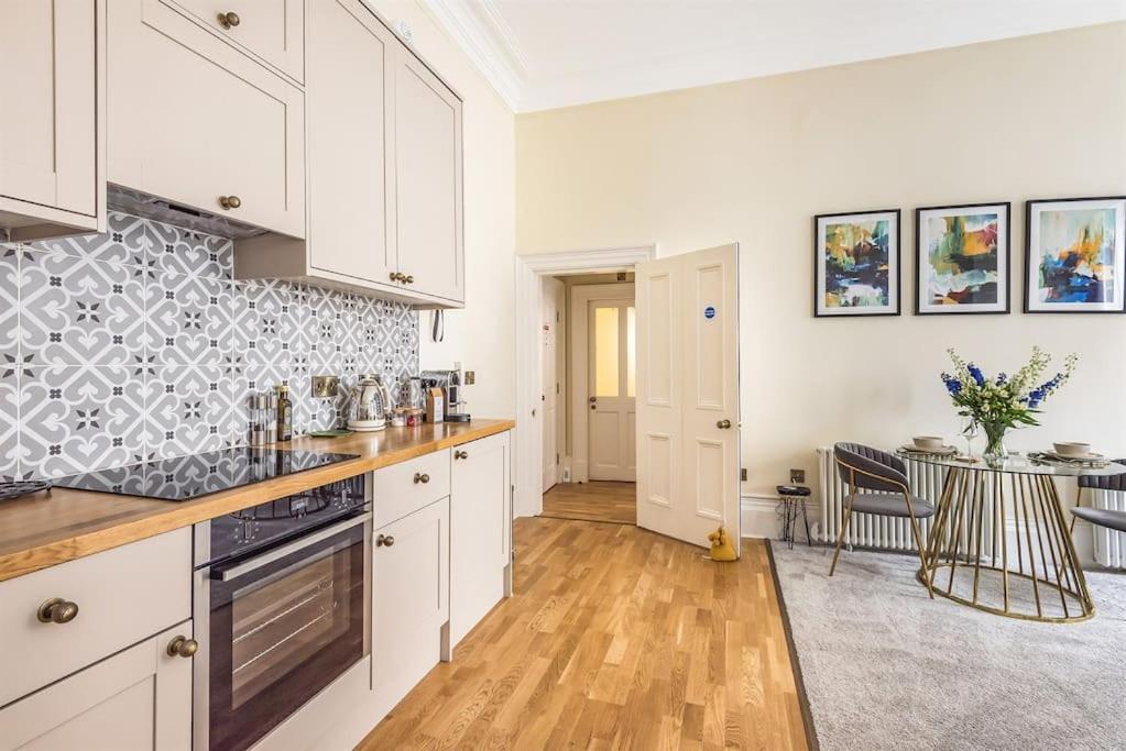 Rowntree One - Stunning Apartment- Grade II Listed York Buitenkant foto